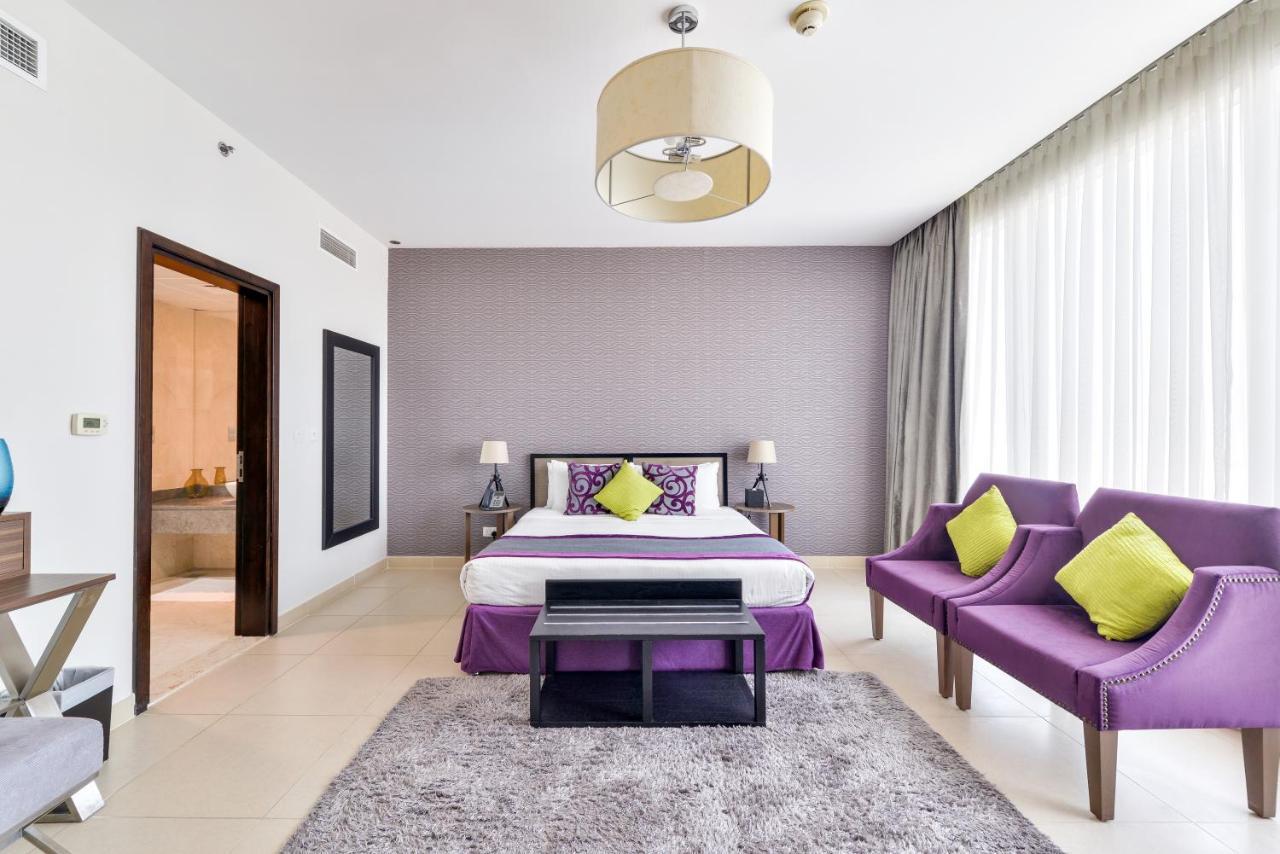 Nassima Tower Hotel Apartments Dubai Exterior photo A bedroom at the hotel
