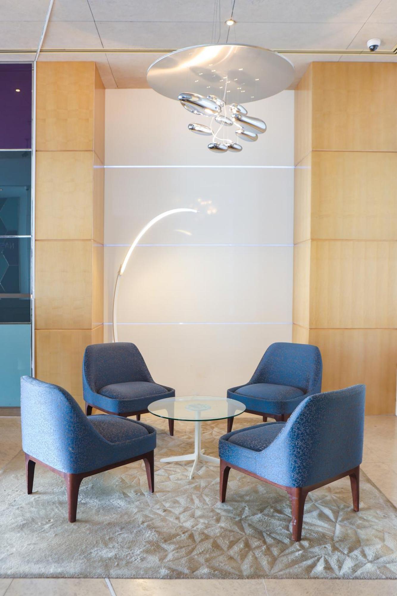 Nassima Tower Hotel Apartments Dubai Exterior photo The interior of the lobby